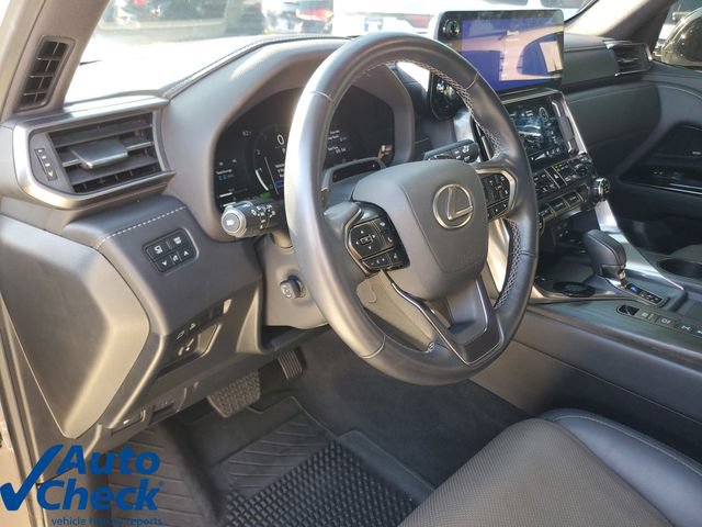 Used 2025 Lexus LX 700h Overtrail w/ Accessory Package (Z1) AWD/4WD image 21