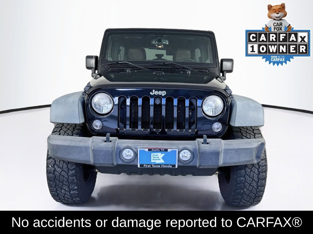 Used 2014 Jeep Wrangler Unlimited Rubicon w/ Connectivity Group AWD/4WD image 2