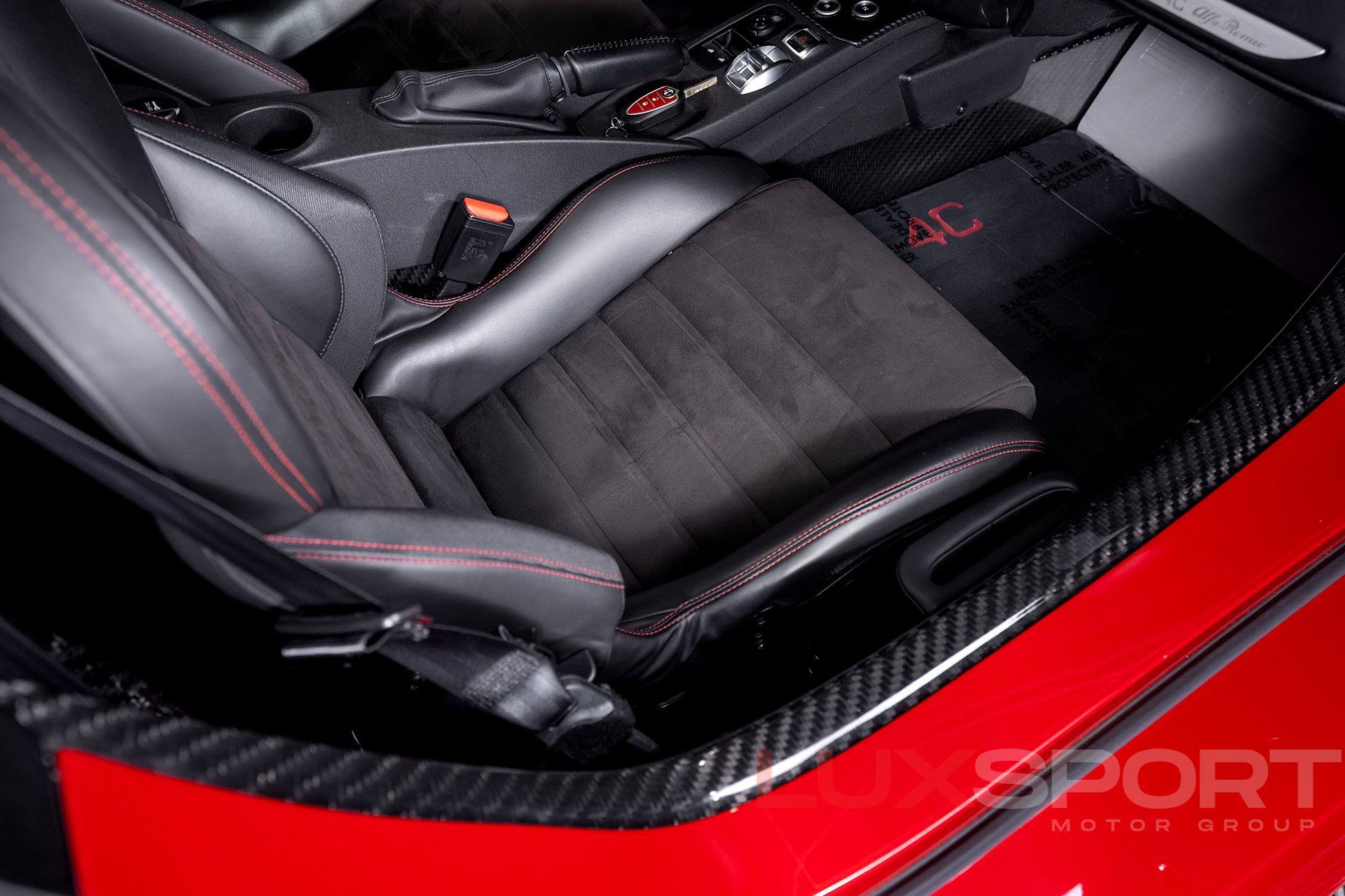 Used 2015 Alfa Romeo 4C Spider w/ Spider Track Package image 47