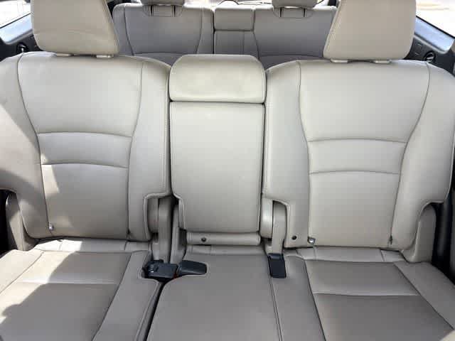 Used 2017 Honda Pilot EX-L image 25