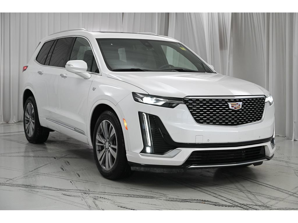 Certified 2025 Cadillac XT6 Premium Luxury image 2