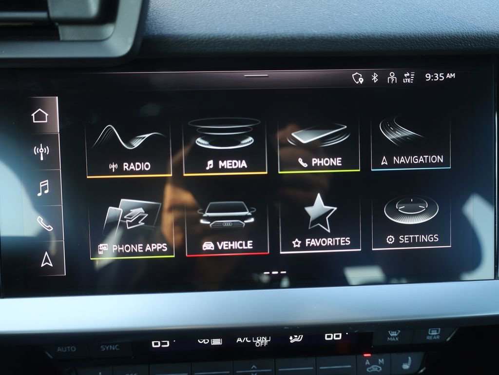 Used 2024 Audi A3 2.0T Premium image 37