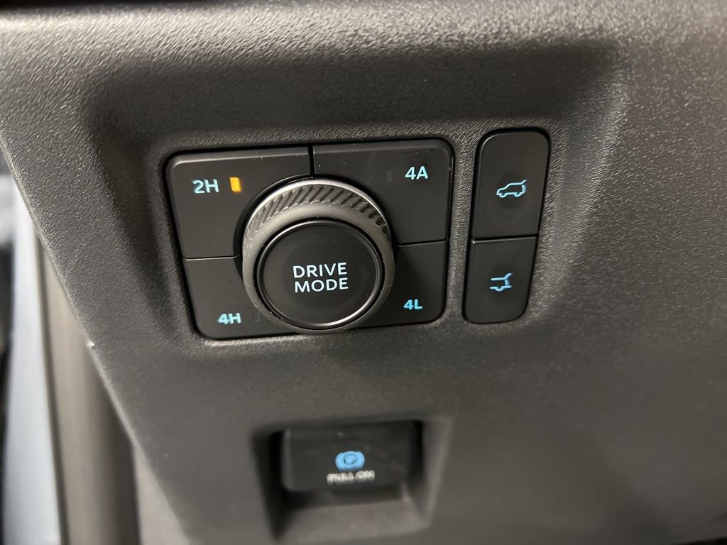 New 2026 Ford Expedition Active image 24