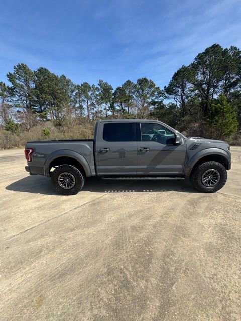 Used 2020 Ford F150 Raptor w/ Equipment Group 802A Luxury image 4