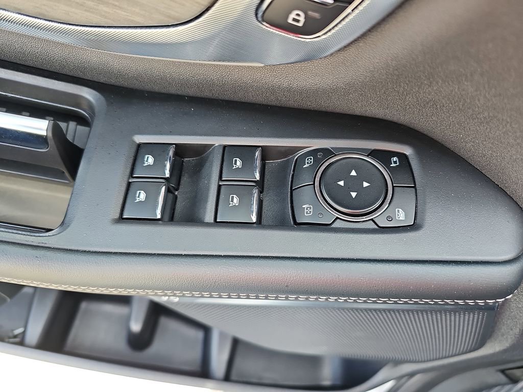 Used 2025 Ford Expedition Max Platinum image 33