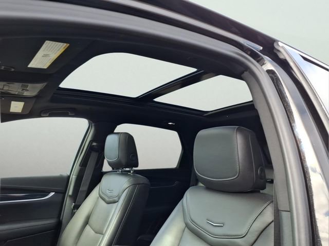 Used 2025 Cadillac XT5 Premium Luxury AWD/4WD image 20