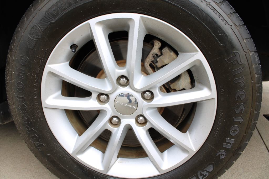 Used 2020 Dodge Grand Caravan SXT image 12