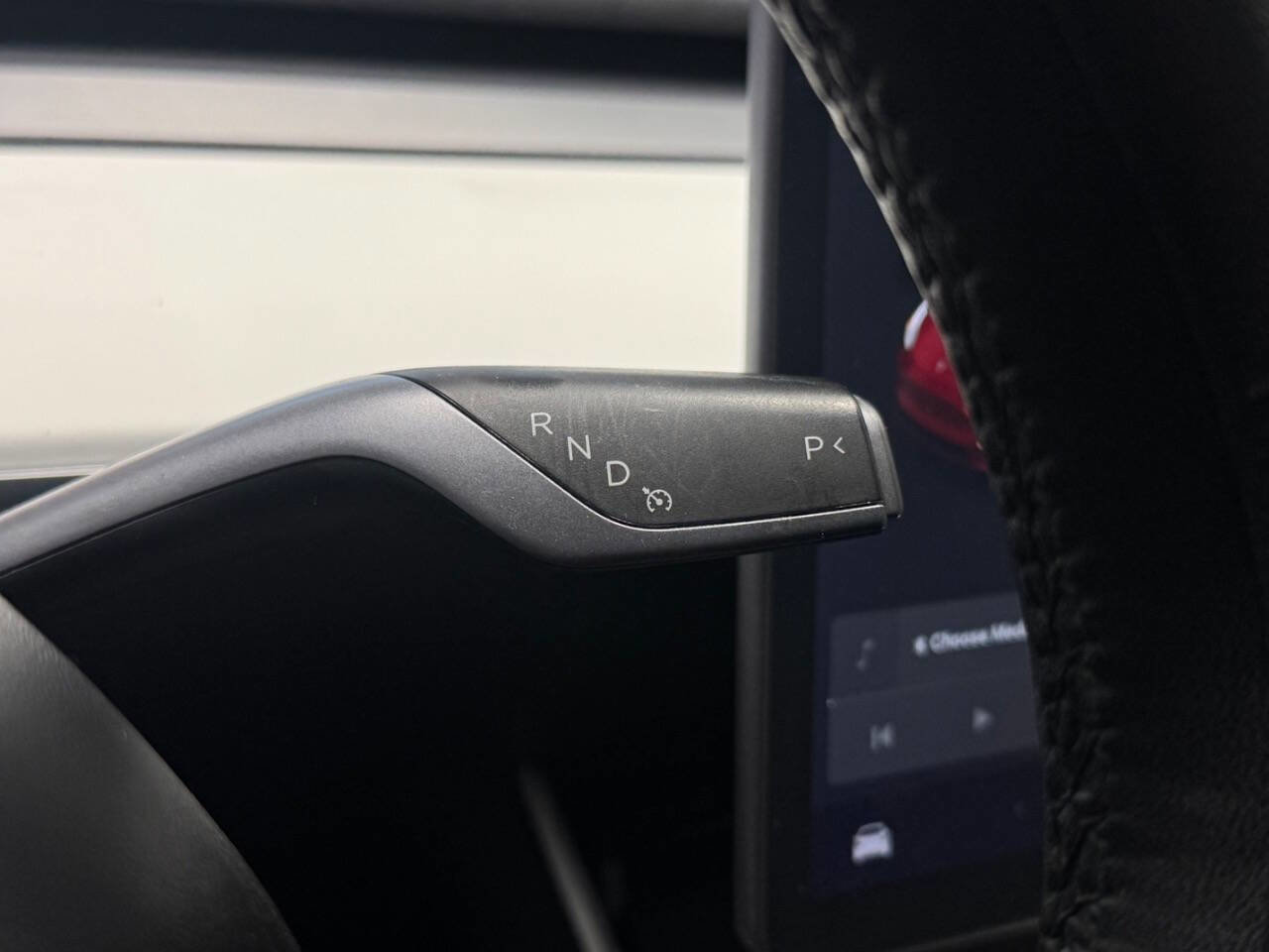 Used 2021 Tesla Model Y Long Range image 23