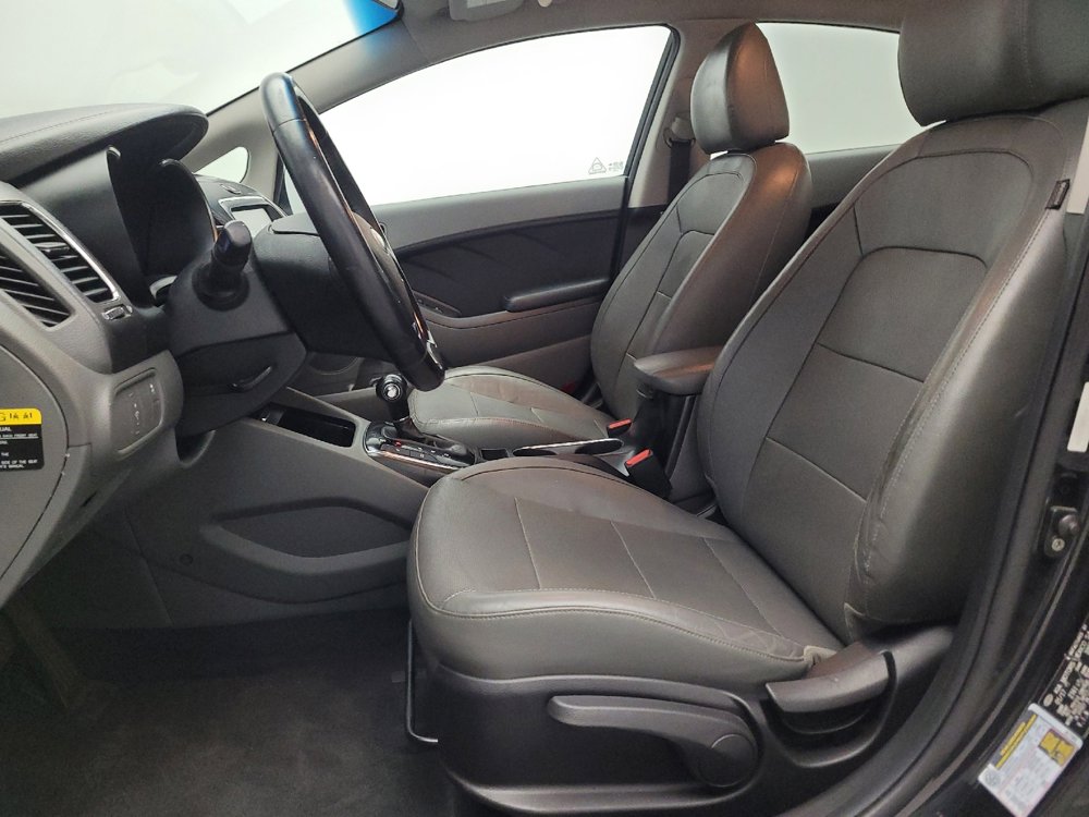 Used 2017 Kia Forte EX image 17