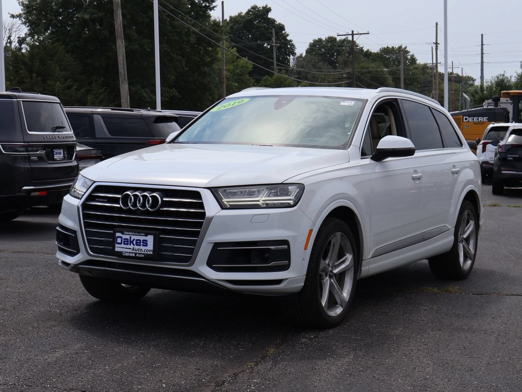 Used 2019 Audi Q7 3.0T Prestige w/ Prestige Package AWD/4WD image 3