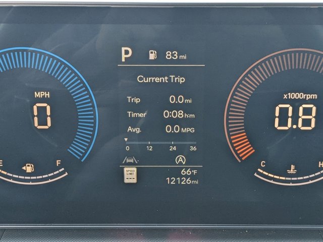 Used 2025 Hyundai Santa Fe SEL image 11