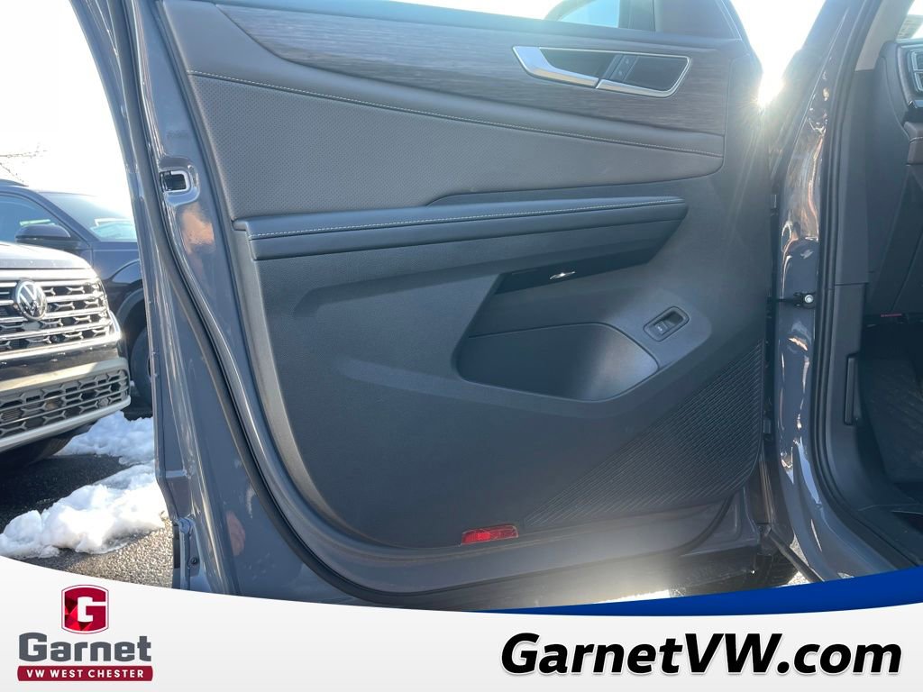 New 2026 Volkswagen Atlas SEL image 10