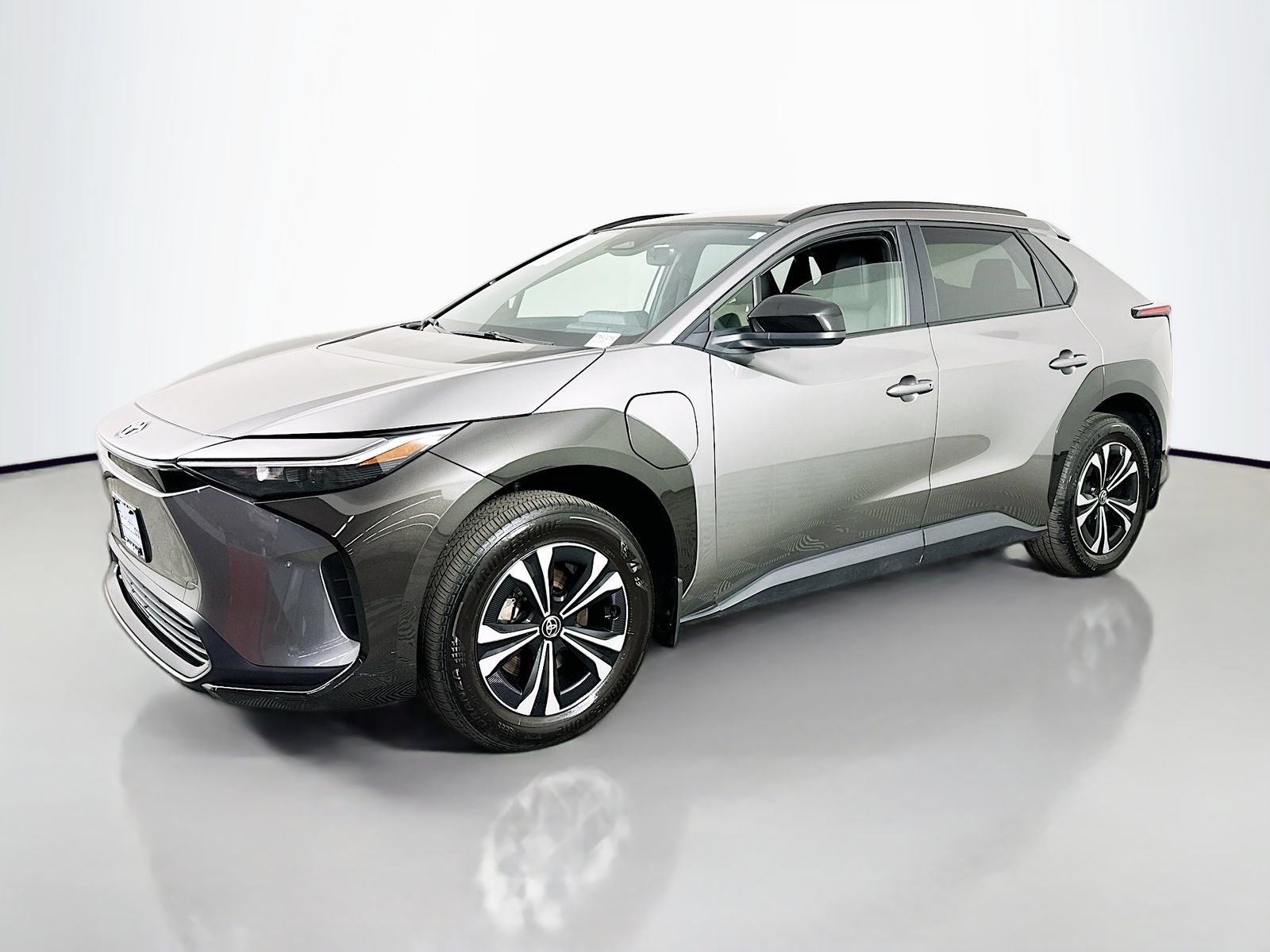 Certified 2023 Toyota bZ4X AWD image 3