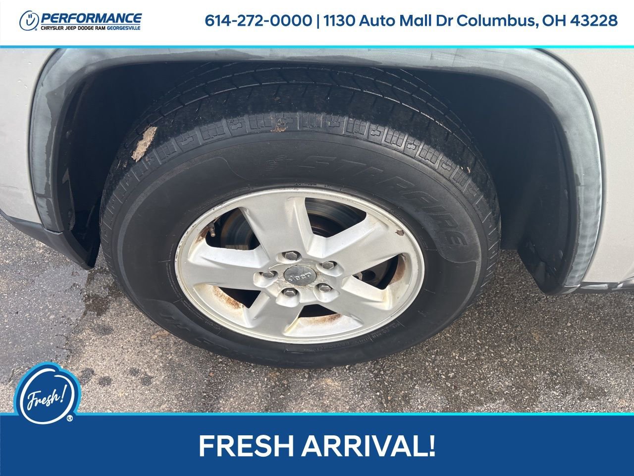 Used 2012 Jeep Grand Cherokee Laredo w/ Laredo E Group image 10