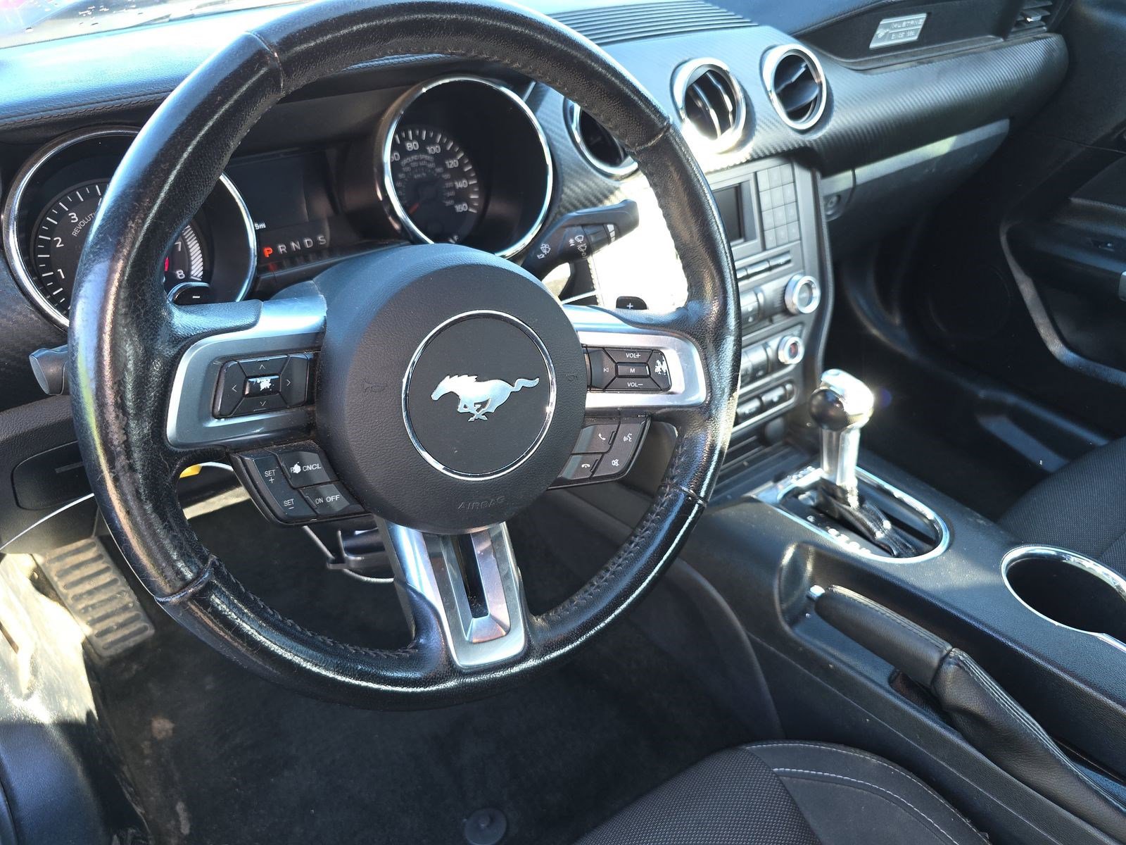 Used 2016 Ford Mustang V6 image 13