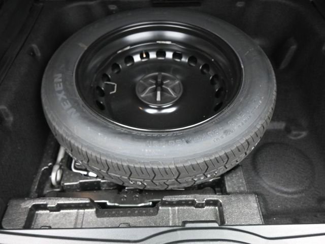 Used 2025 Mercedes-Benz GLE 350 4MATIC image 16