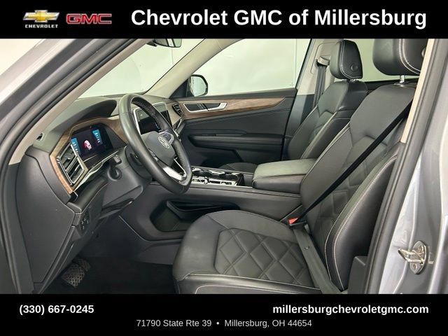 Used 2025 Volkswagen Atlas SE AWD/4WD image 17