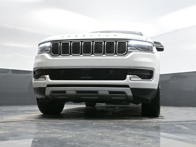 Used 2024 Jeep Wagoneer Series II AWD/4WD image 48