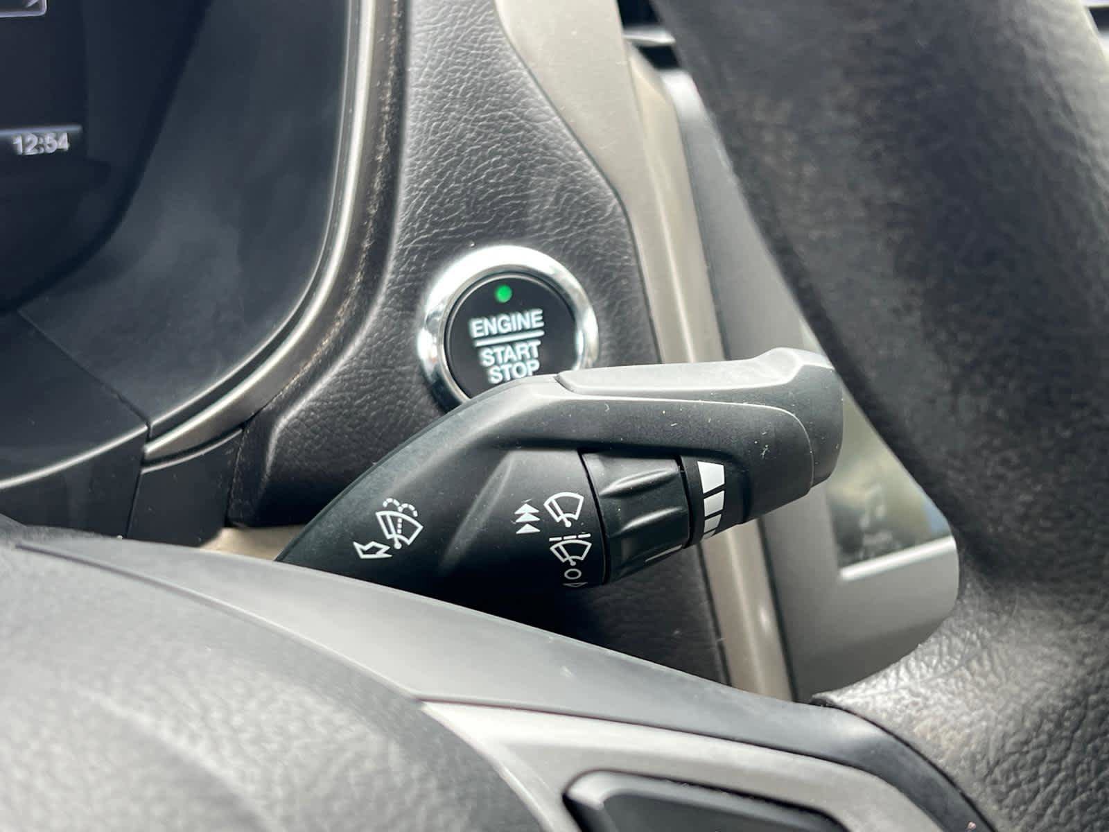 Used 2018 Ford Fusion SE w/ Fusion SE Technology Package image 18
