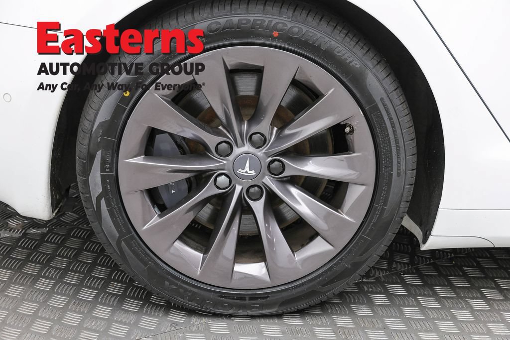 Used 2018 Tesla Model S 100D AWD/4WD image 25