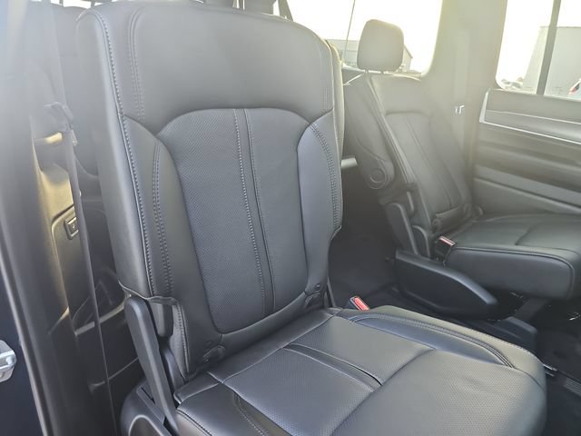 New 2026 Jeep Grand Wagoneer L Limited AWD/4WD image 34