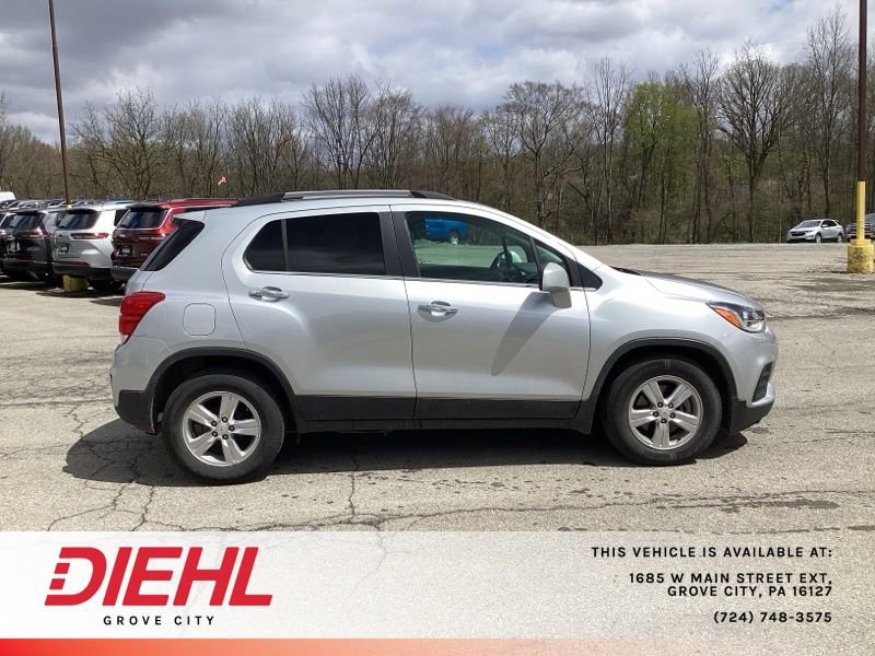 Used 2018 Chevrolet Trax LT w/ LT Convenience Package image 8
