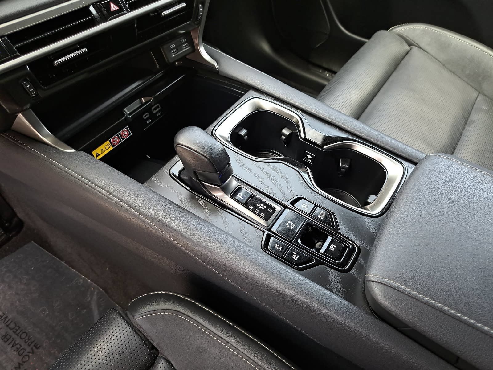 Used 2024 Lexus RX 450h AWD w/ Convenience Package image 26