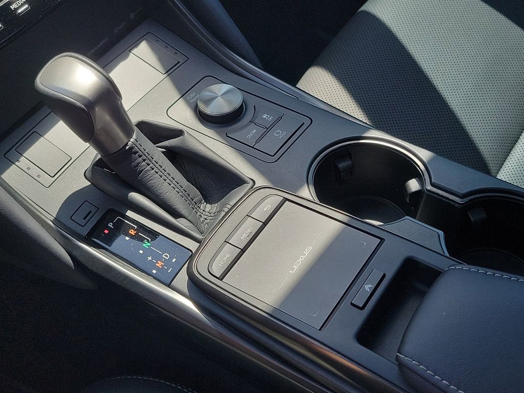 Used 2024 Lexus IS 350 F Sport RWD image 9