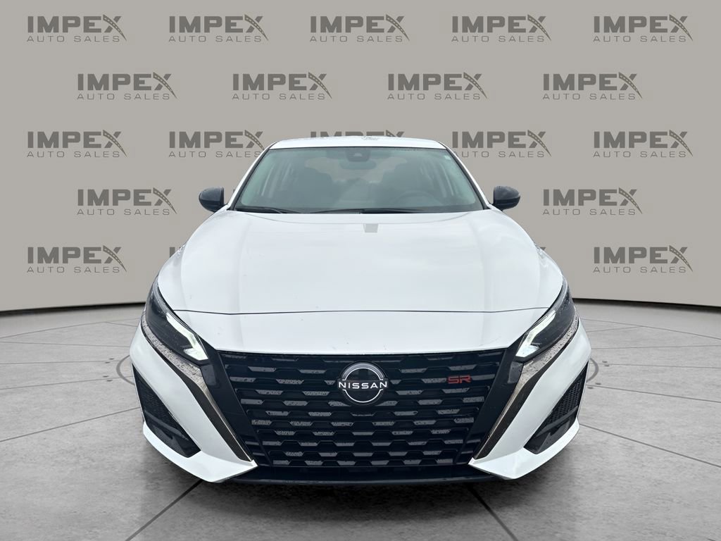 Used 2025 Nissan Altima 2.5 SR image 8