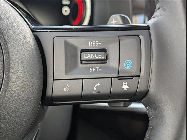 Used 2024 Nissan Pathfinder Platinum w/ Cargo Package image 16