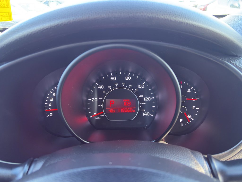 Used 2015 Kia Soul + FWD image 19