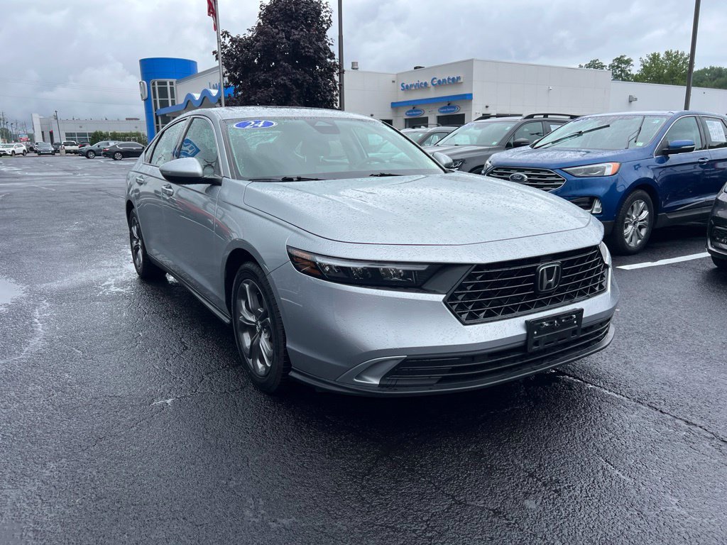 Used 2024 Honda Accord EX image 6