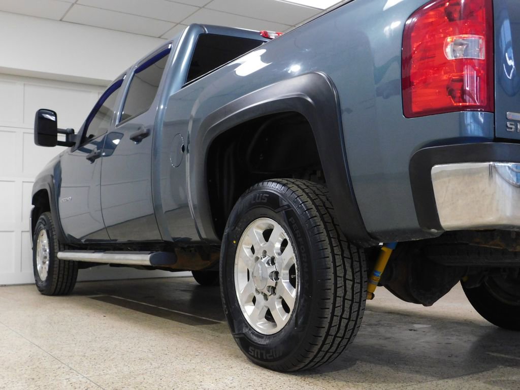 Used 2011 Chevrolet Silverado 2500 LT w/ Interior Plus Package AWD/4WD image 70