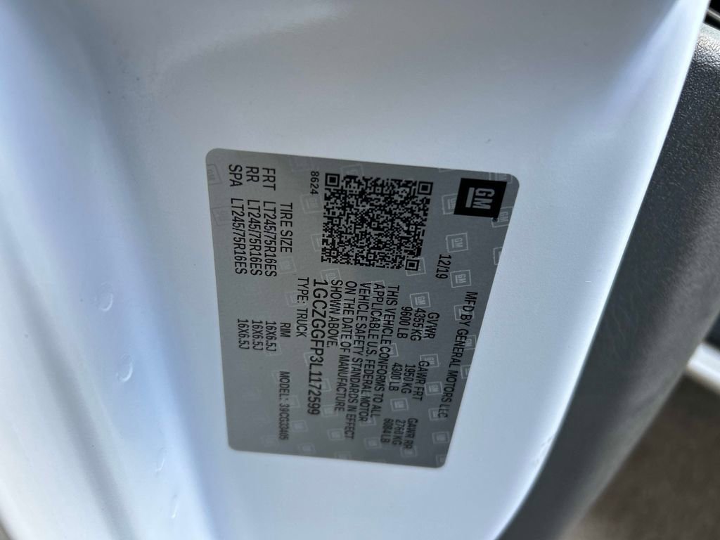 Used 2020 Chevrolet Express 3500 w/ Driver Convenience Package RWD image 20