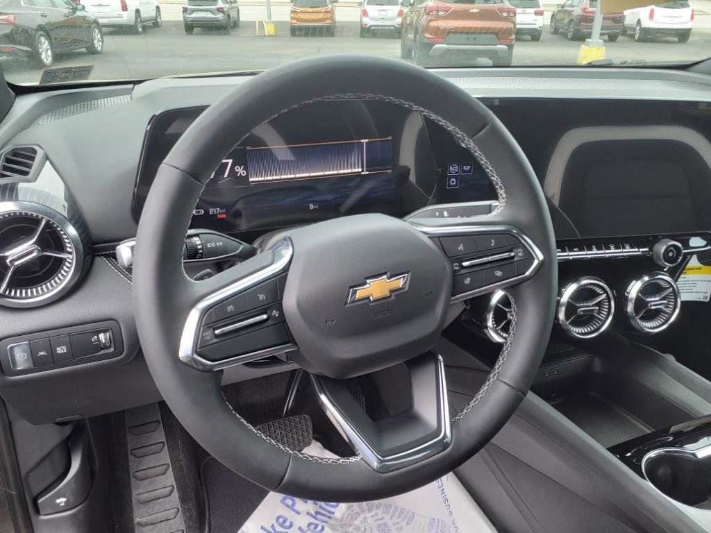 New 2024 Chevrolet Blazer EV LT image 5