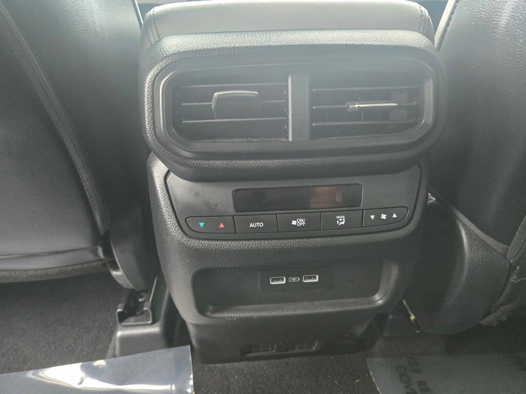 Used 2023 Honda Pilot EX-L image 16