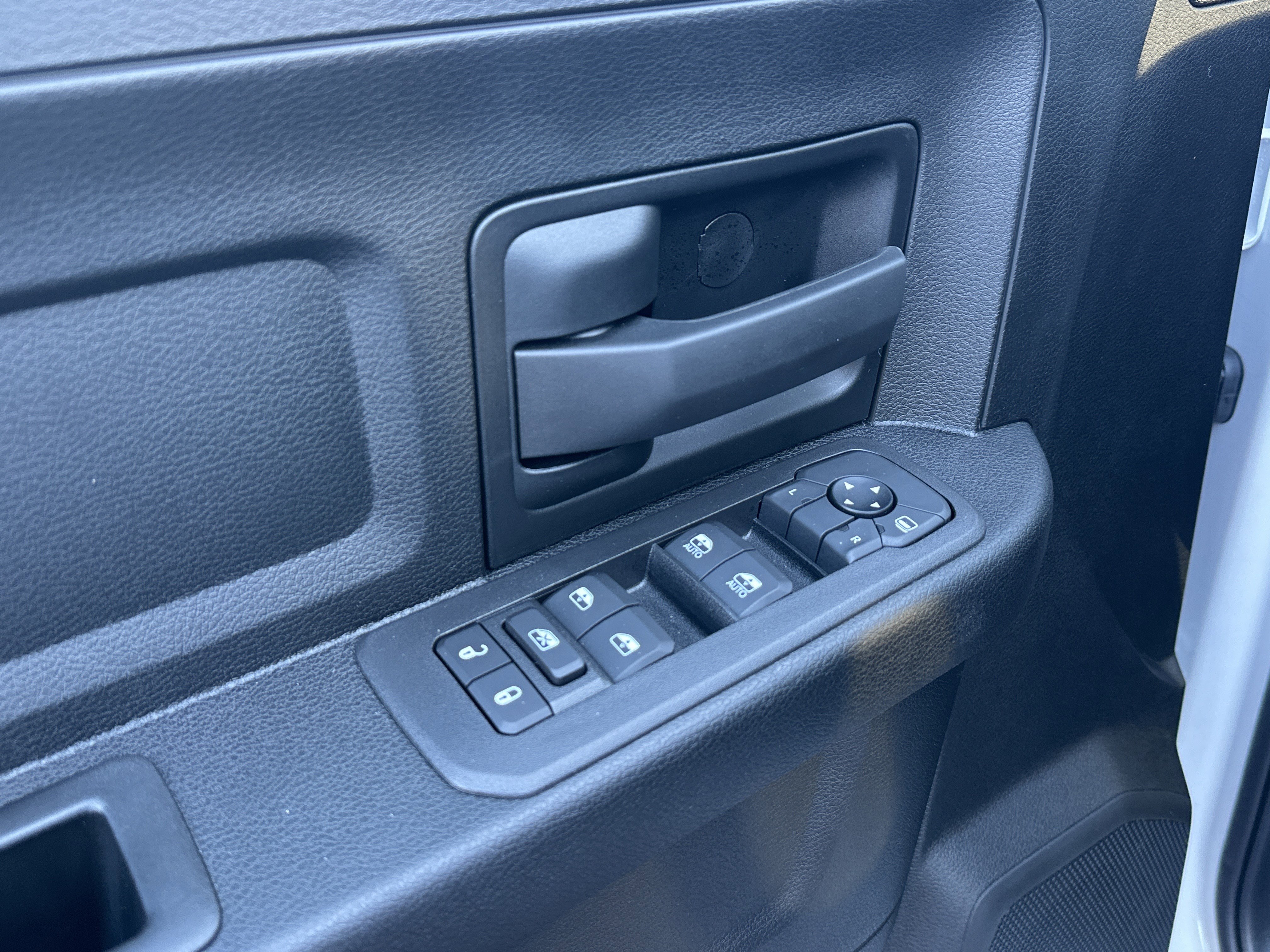 Used 2025 RAM 3500 Tradesman image 12