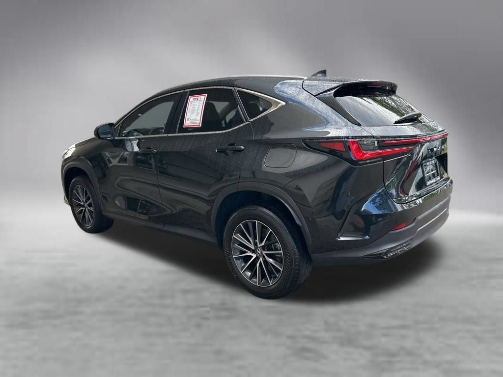 Used 2023 Lexus NX 250 FWD w/ Towing Package (2000 Lbs) image 4
