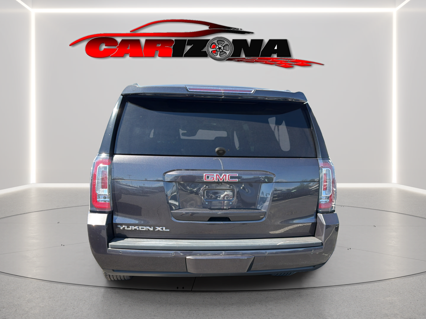 Used 2017 GMC Yukon XL SLT w/ Open Road Package AWD/4WD image 9