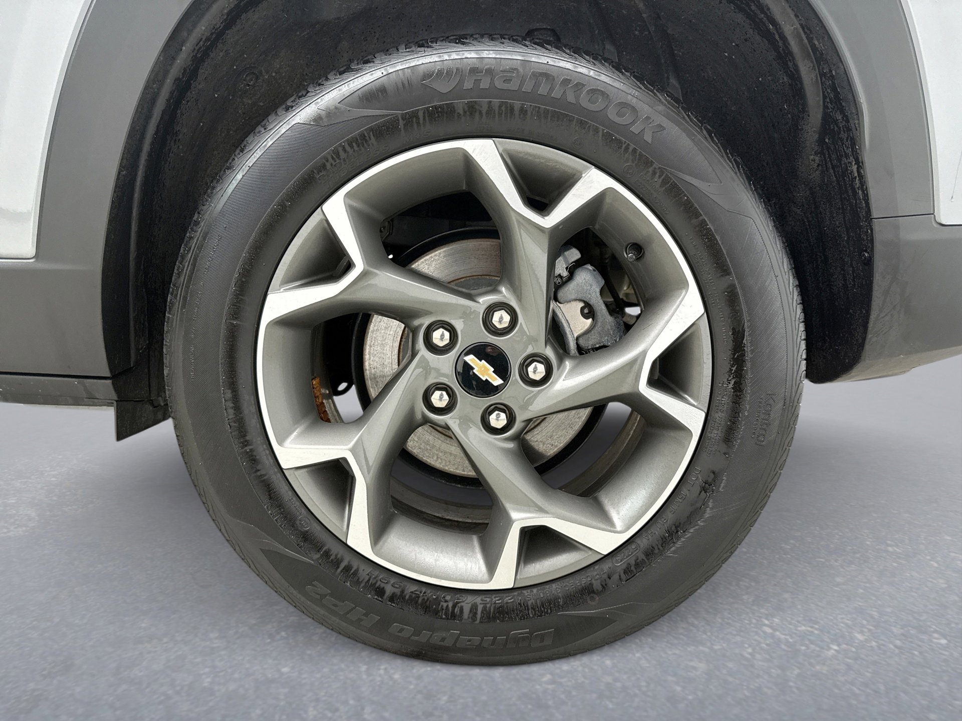 Used 2024 Chevrolet Trax LT w/ Sunroof Package image 26