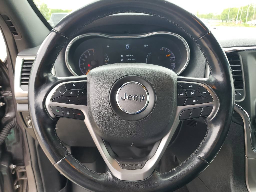 Used 2021 Jeep Grand Cherokee Laredo AWD/4WD image 18