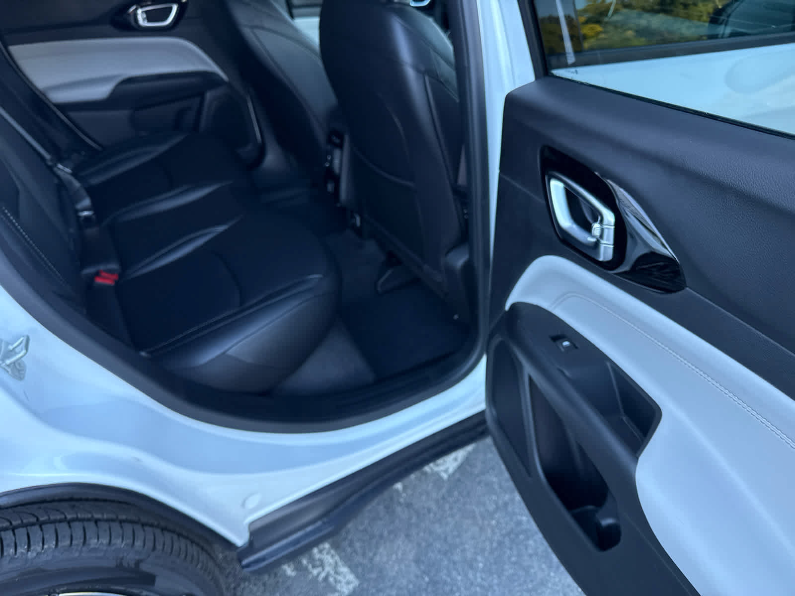 New 2026 Jeep Compass Limited AWD/4WD image 18