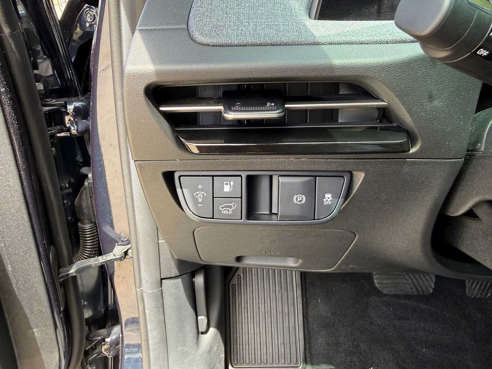 Certified 2024 Kia EV6 Wind RWD image 25