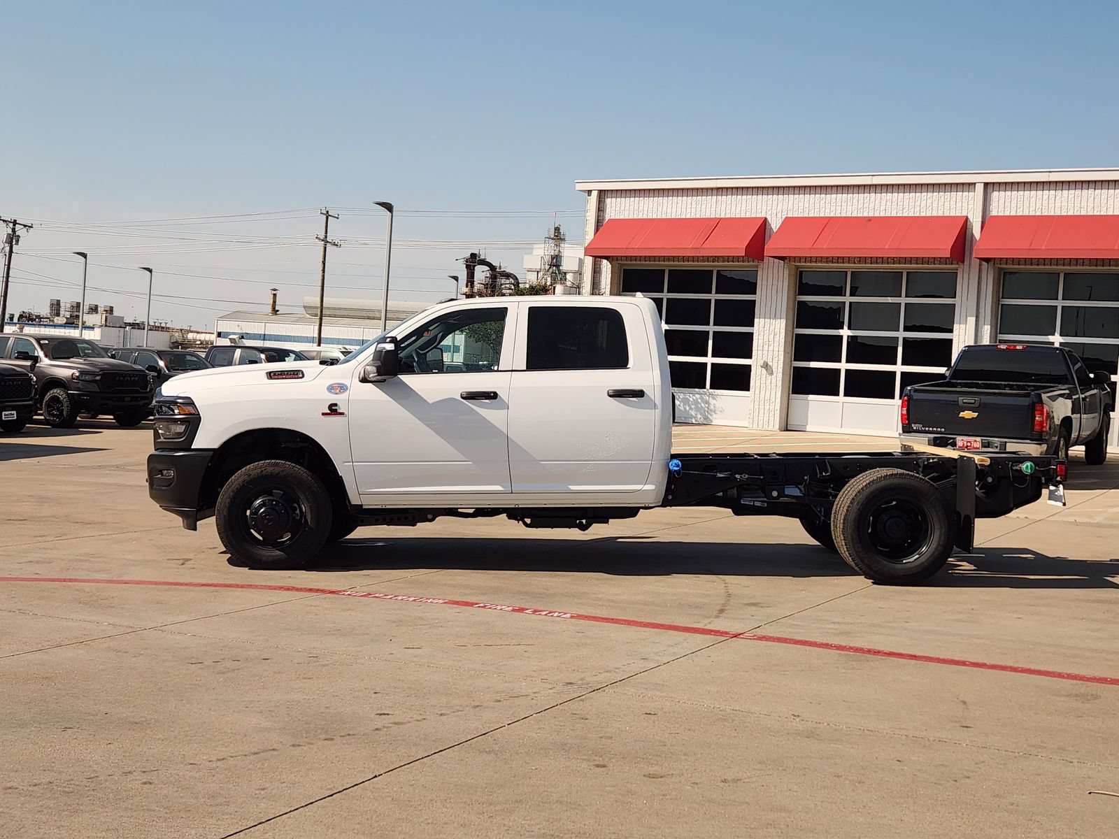 New 2026 RAM 3500 Tradesman AWD/4WD image 3