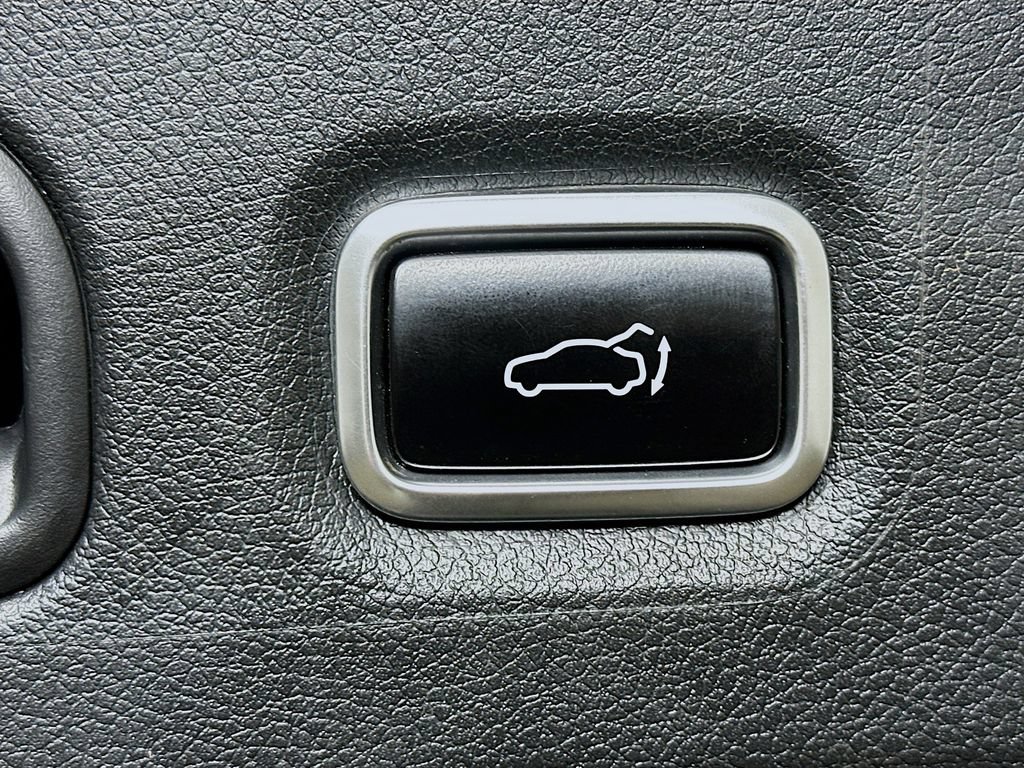 Used 2023 Kia Stinger GT2 RWD image 13