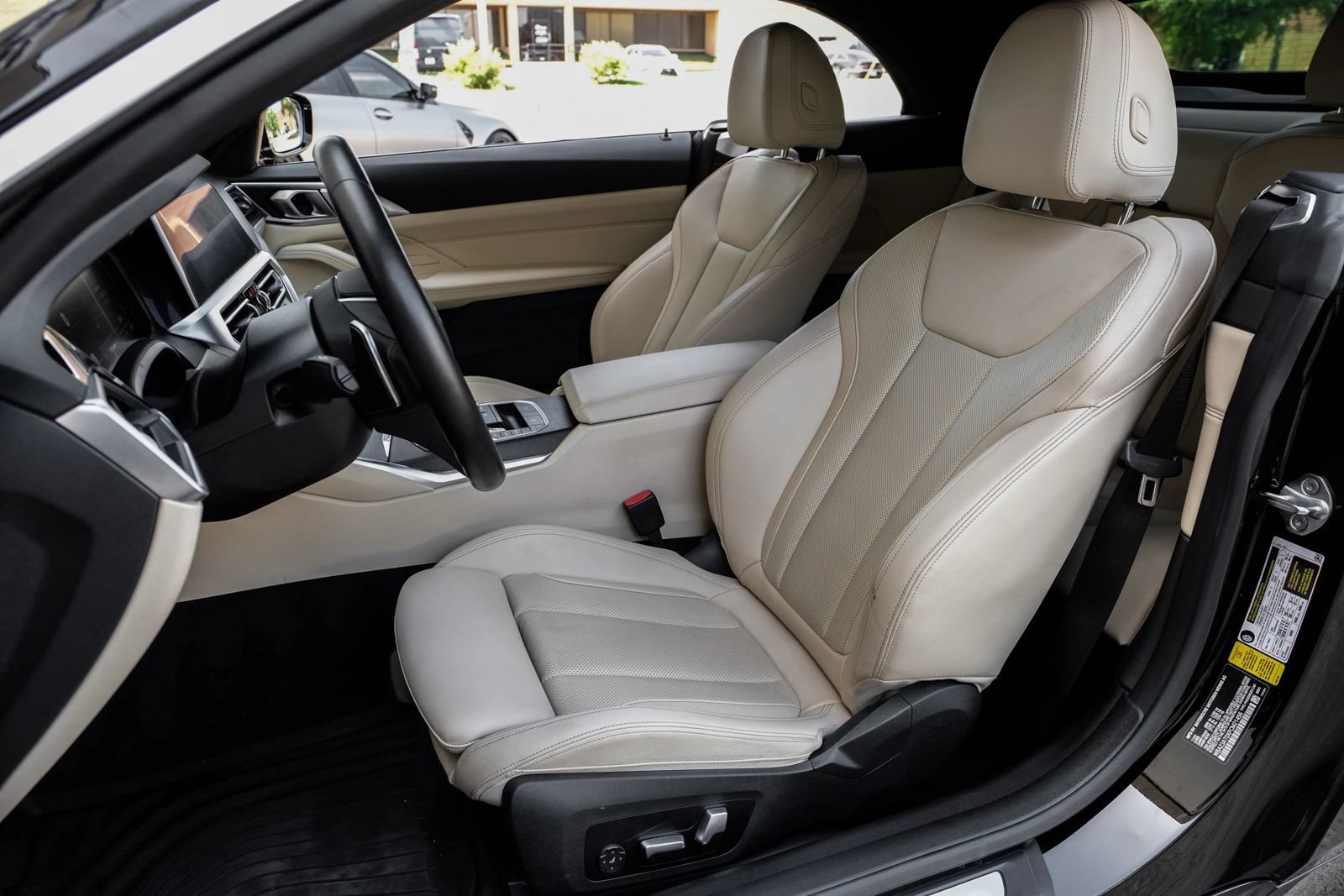 Used 2023 BMW 430i Convertible w/ Premium Package RWD image 32