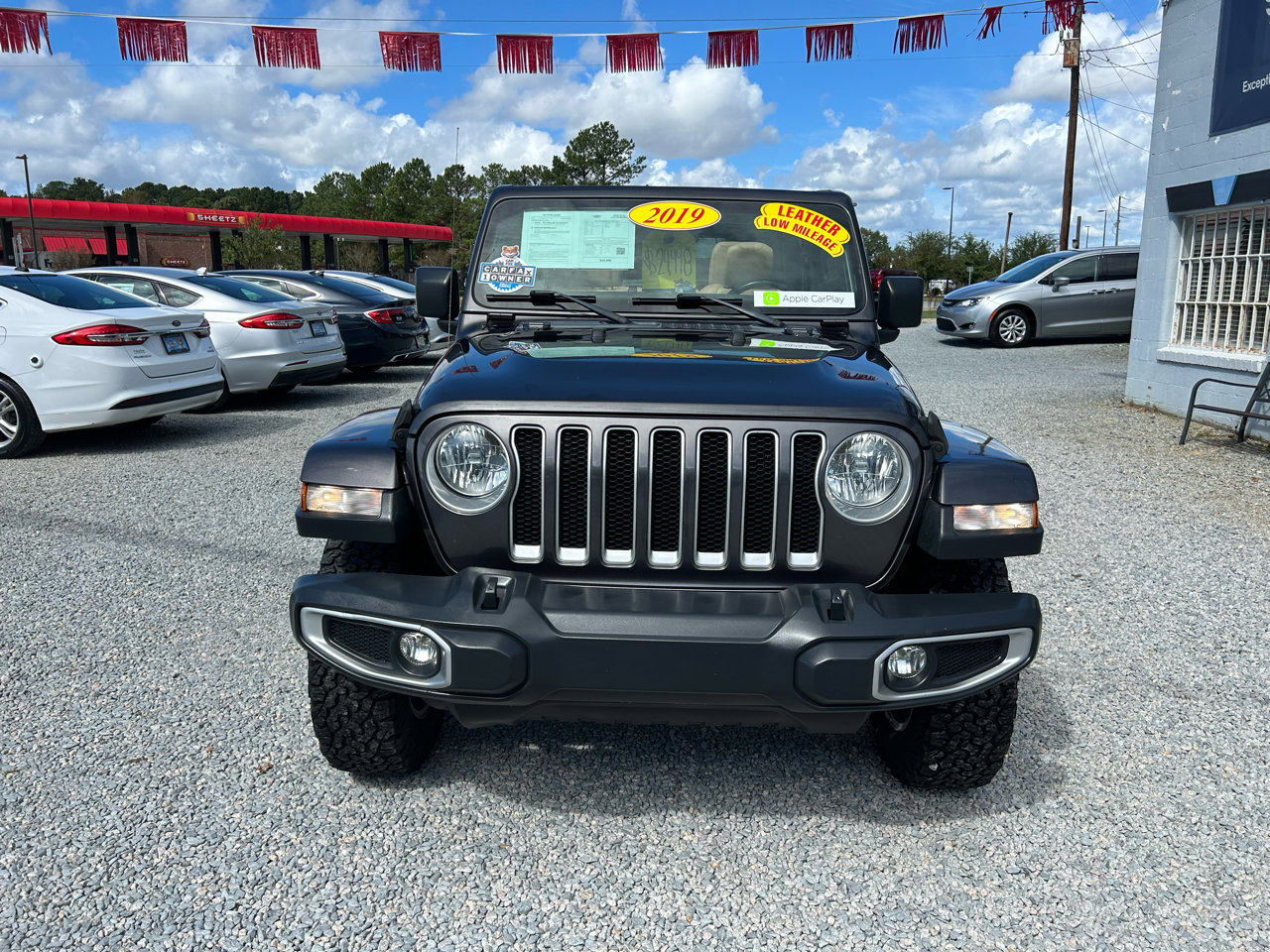 Used 2019 Jeep Wrangler Unlimited Sahara image 8