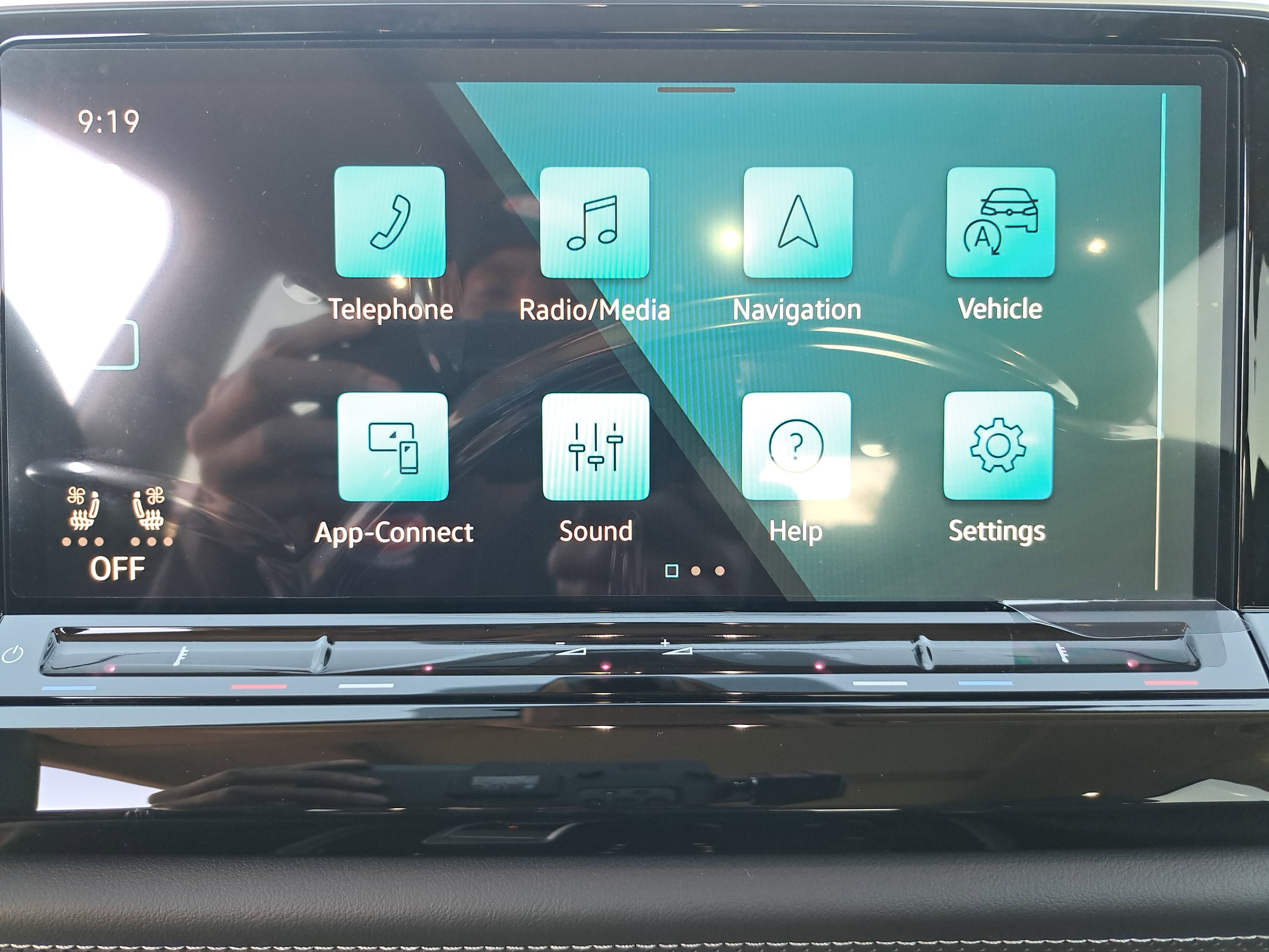 New 2026 Volkswagen Atlas SE image 22
