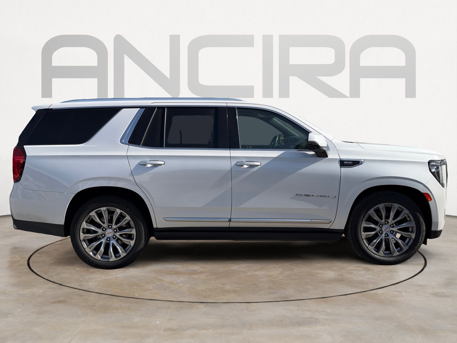 Used 2021 GMC Yukon Denali w/ Denali Ultimate Package AWD/4WD image 10