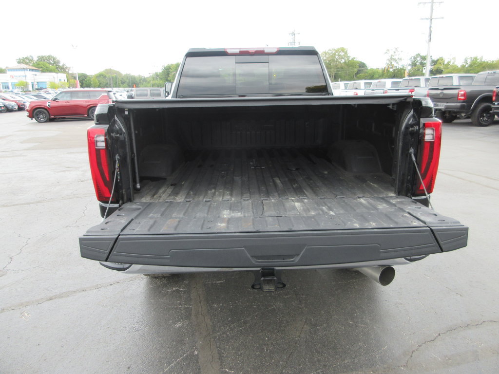 Certified 2025 GMC Sierra 2500 SLT w/ SLT Premium Package AWD/4WD image 9